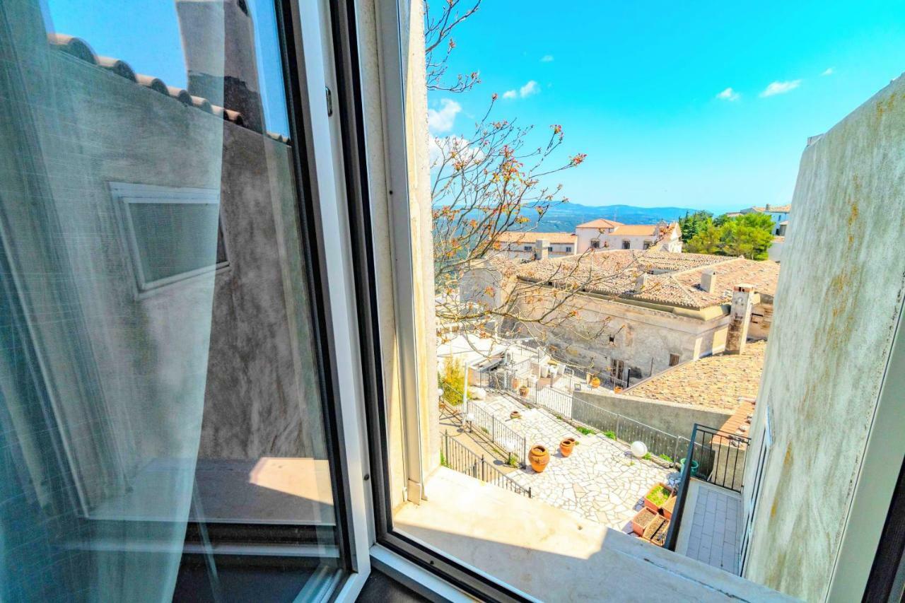 Rooms Gli Arcangeli 2 - Affitti Brevi Italia Monte SantʼAngelo Exterior foto